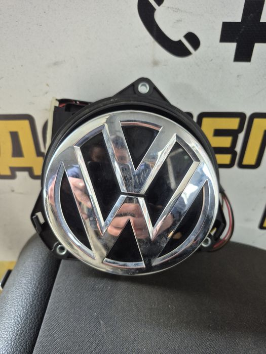 Камера заднього виду VW Golf 7