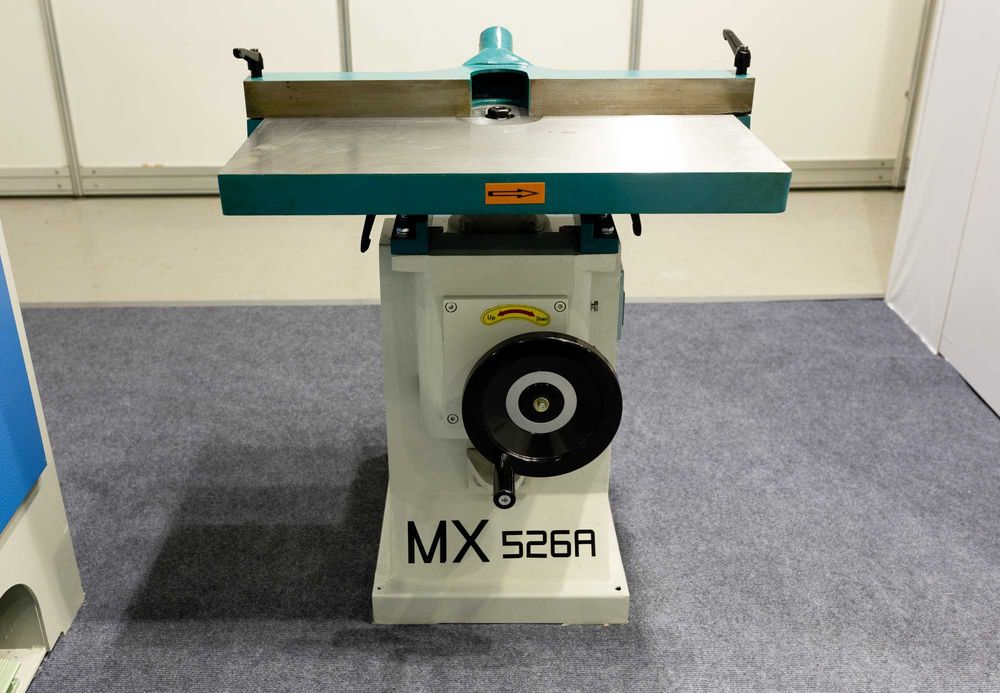 Фрезерний верстат з нижнім шпинделем MX 526A Деревообробний