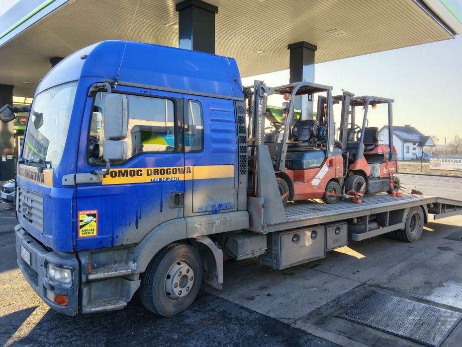 Laweta Transport Maszyn Pomoc Drogowa
