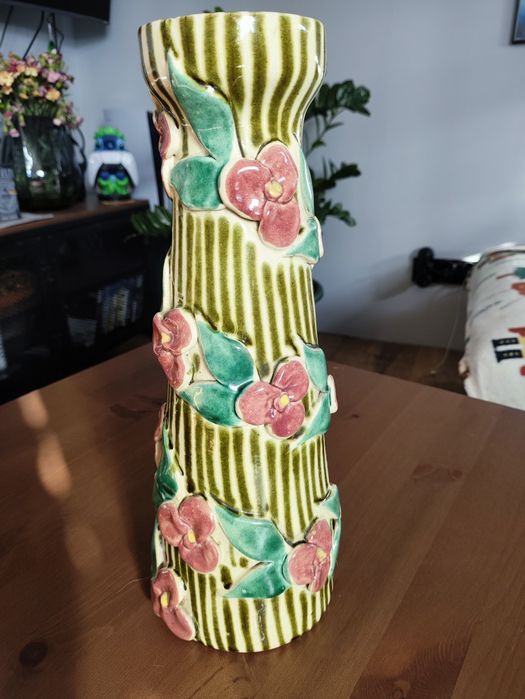 Porcelanowy wazon PRL