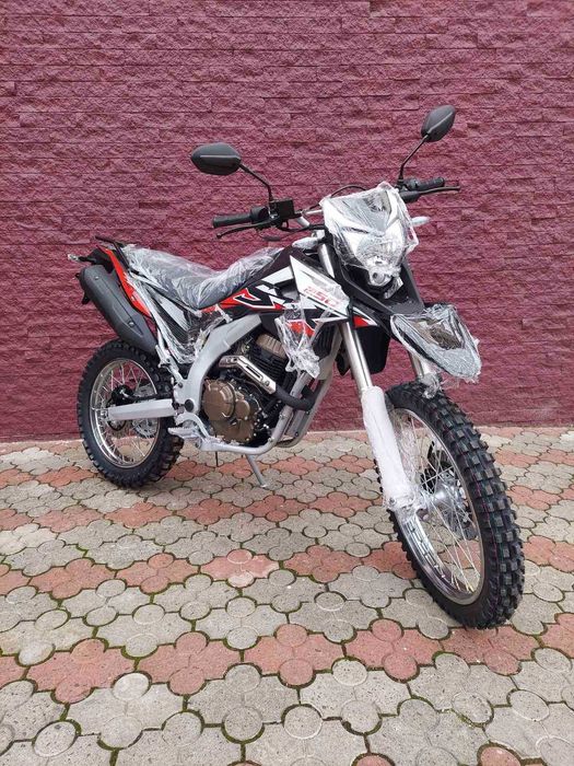 Мотоцикл LONCIN SX2 LX250GY-3K