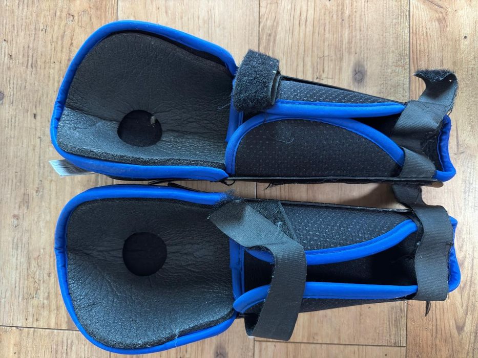 Ochraniacze na piszczele juniorskie