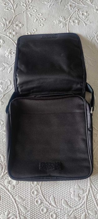 Mala tiracolo 25cmX27cmX6cm