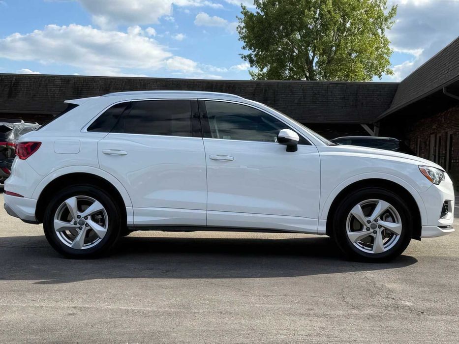 Audi Q3 quattro Premium 45 TFSI      2020
