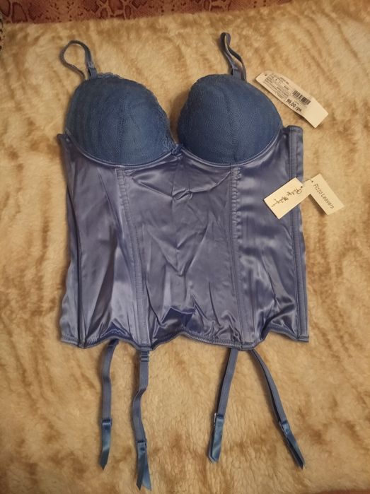 Корсет атласный ,с утяжкой.