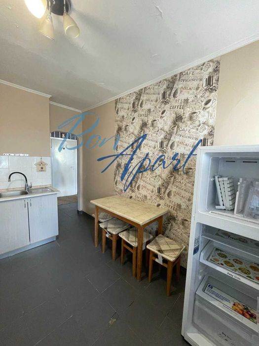 Продаж 1-к квартири на Севастопольській площі