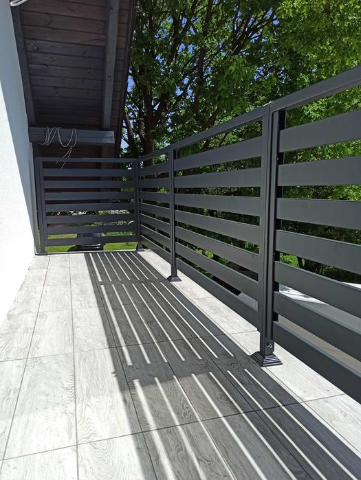 Balustrada Malowana Proszkowo Ocynk Panel loft szklane