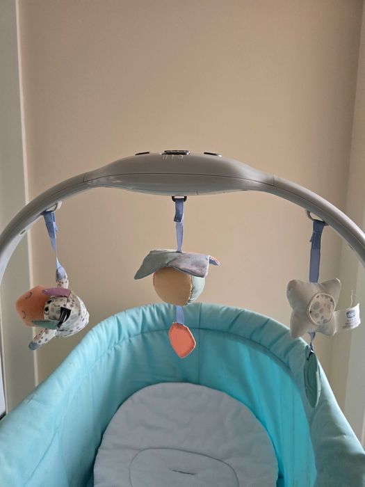 Chicco 4w1 łóżeczko, krzesełko, leżanka