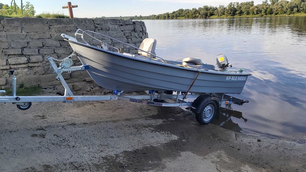 Przyczepa podłodziowa do łodzi  łódki Spawline do 4,5m - Producent