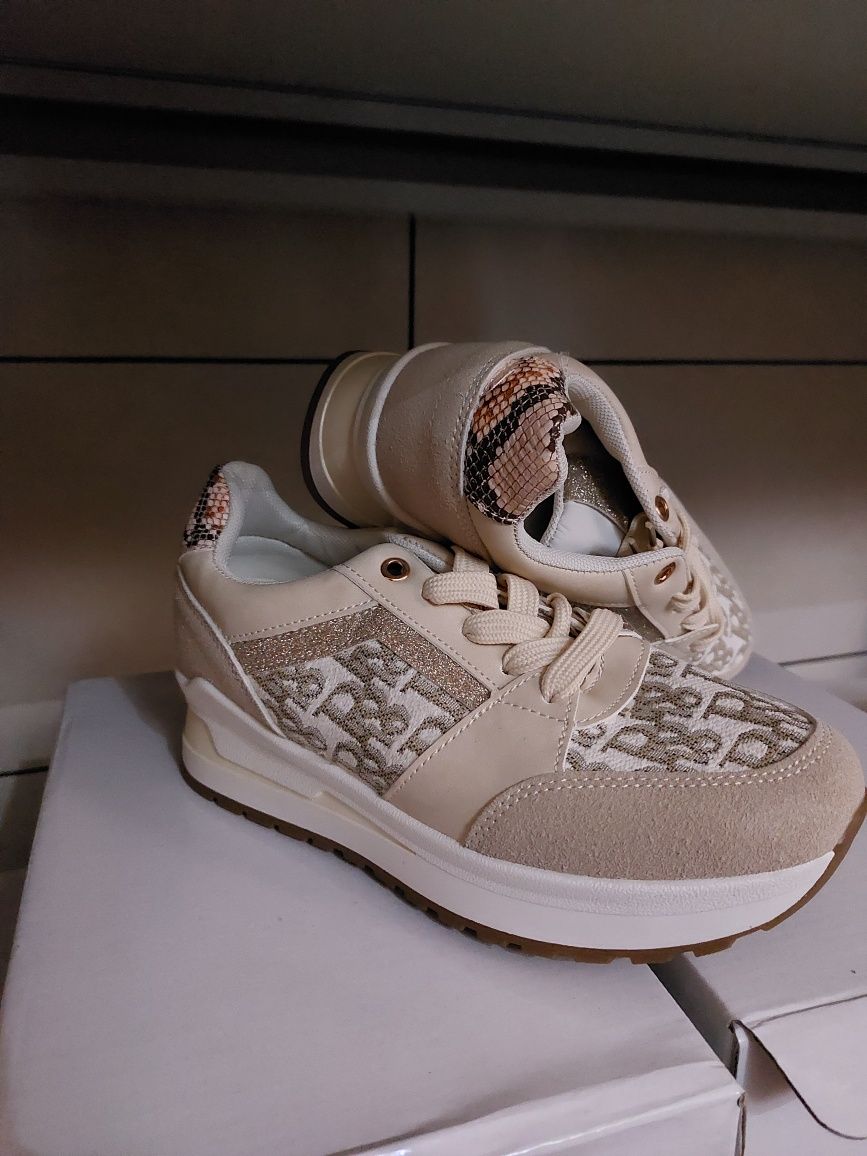 Tenis para hot sale revenda