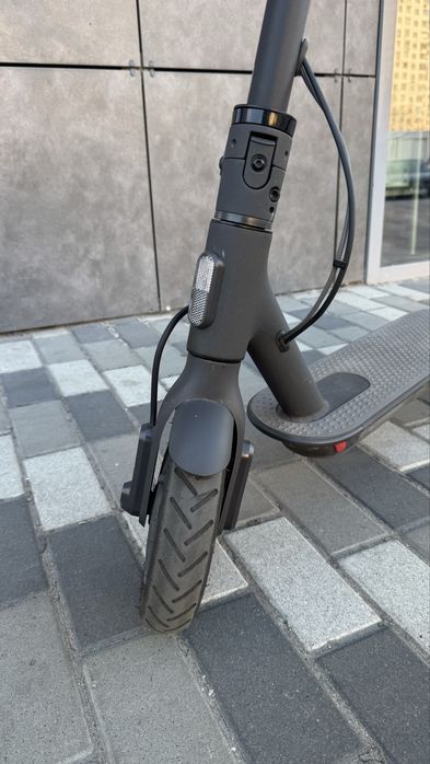 Электроскмокат Xiaomi electric scooter essntial