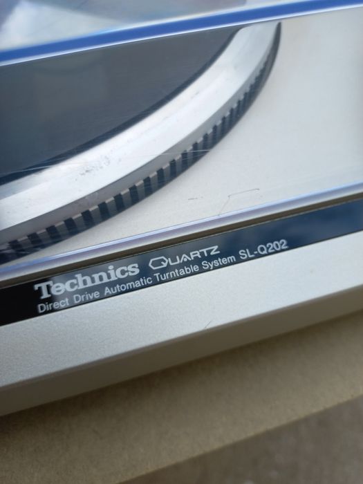 Technics sl-q202