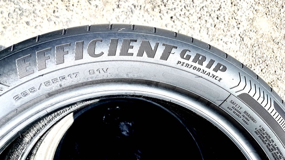 205/55/17 Goodyear EfficientGripPerformance | 90%остаток | летние шины