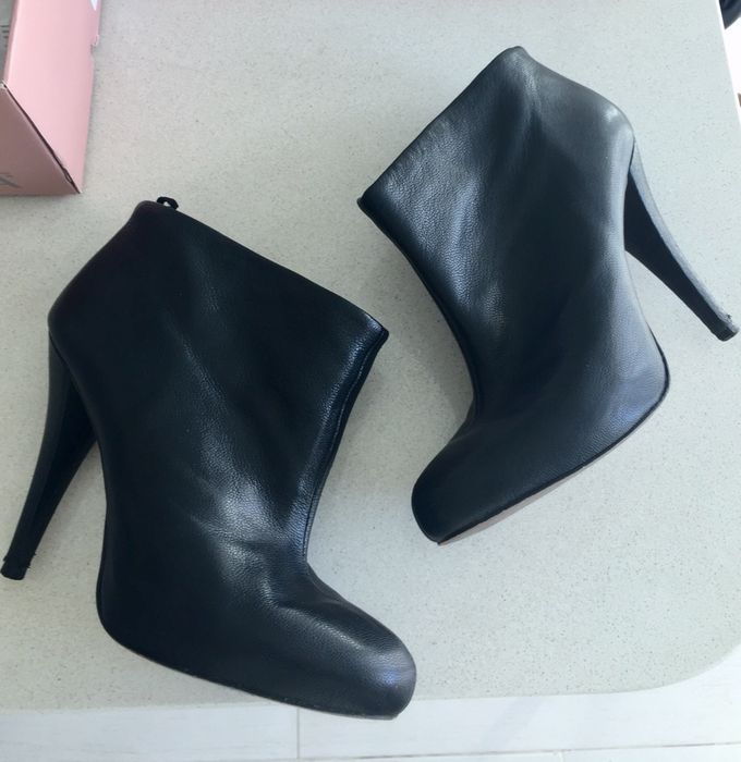 Botas sexy, como novas, tam. 37
