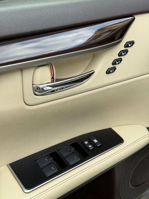 Lexus es 300h 2015