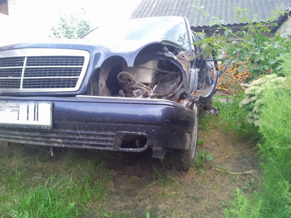Продам Mercedes w 210 e320 после ДТП