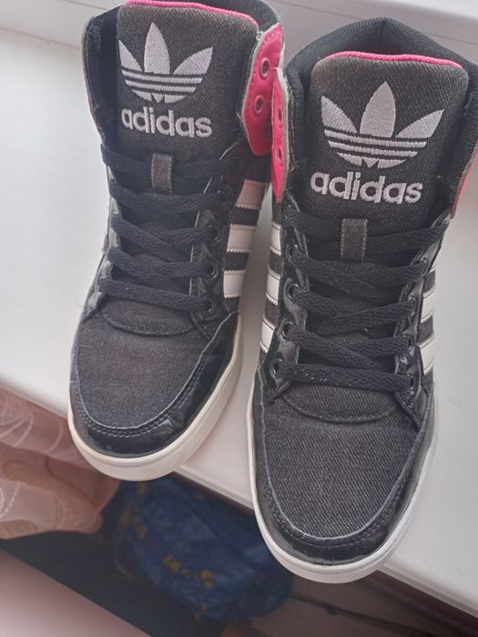 Adidas жіночі хайтопи
