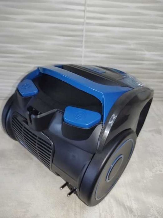 3700Вт пилосос контейнерний пилозбірник 2,5л пылесос без мешка