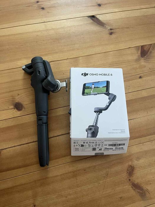 Gimbal dji osmo mobile 6