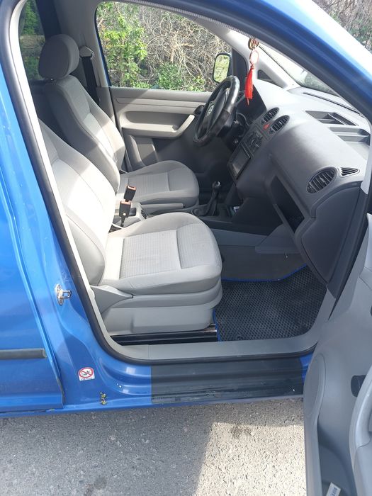 Продам Volkswagen Caddy