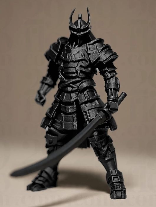 Темний самурай в обладунках