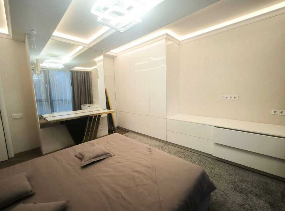 2х ком. стильная, уютная квартира в ЖК Граф на Азарова у самого моря.