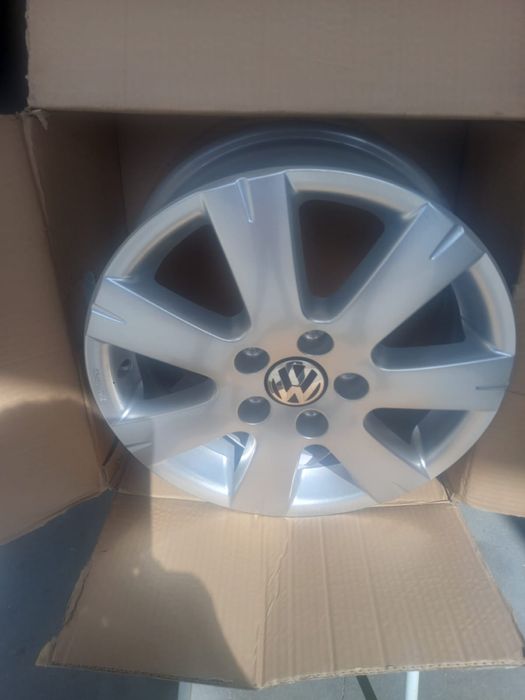4 Jantes R 16 originais (WW Caddy 2011)