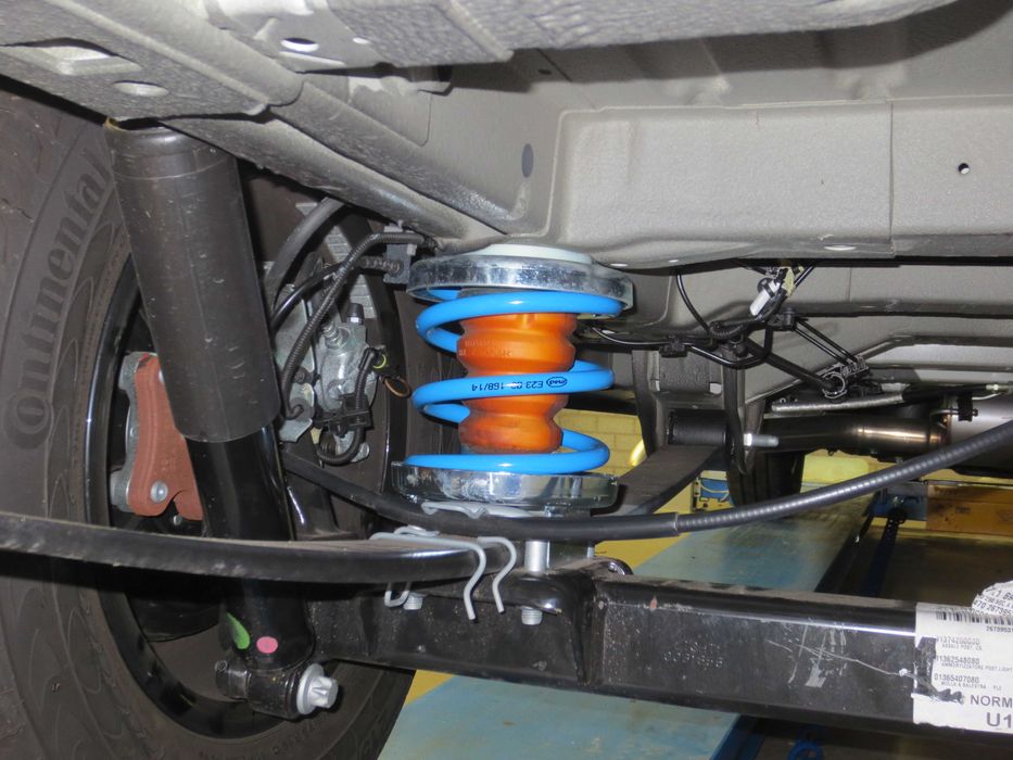 Reforco de suspensao traseira Autocaravana Fiat Ducato