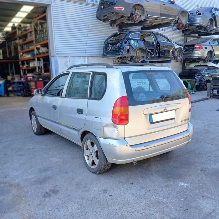 Mitsubishi SpaceStar 1.3 de 2002 - Peças Usadas