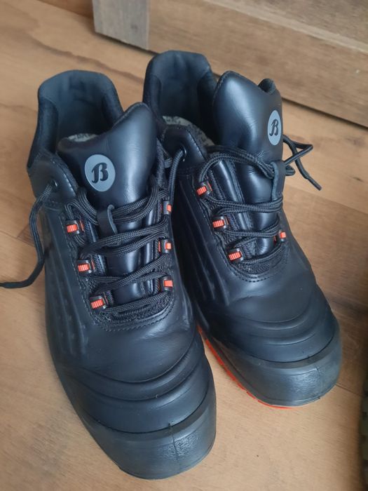 Робоче взуття Bata uvex