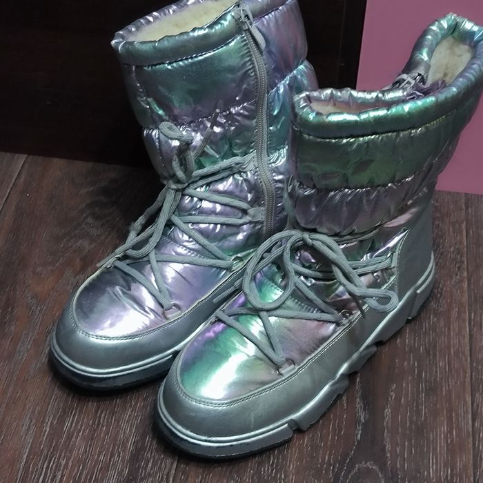 Чобітки зимові б/в 37р