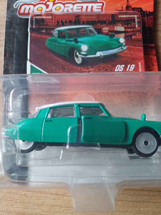 Majorette DS 19 długa karta