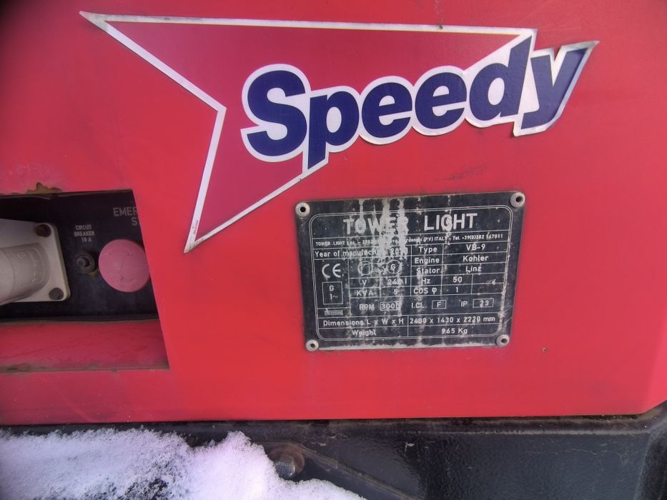 Maszt oświetleniowy wieża świetlna