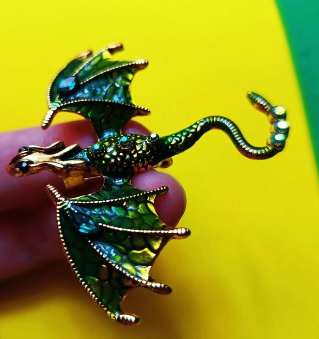 Broszka zielony smok