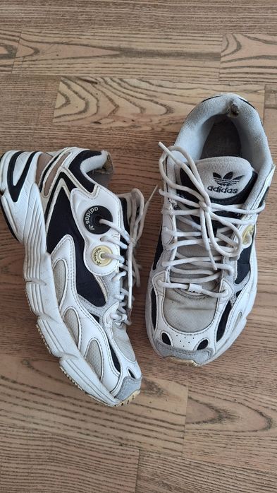 Buty sneakersy adidas originals Astir 39