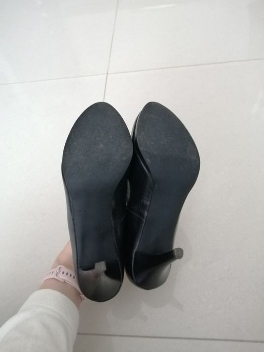 Szpilki skórzane Lasocki 39