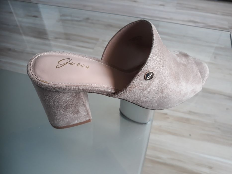 Oryginalne buty damskie firmy Guess rozmiar 39