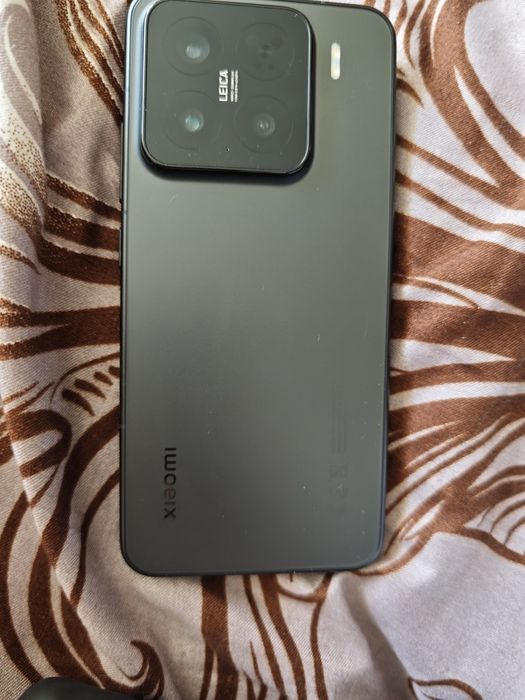 Продам сяомі 15  12/512