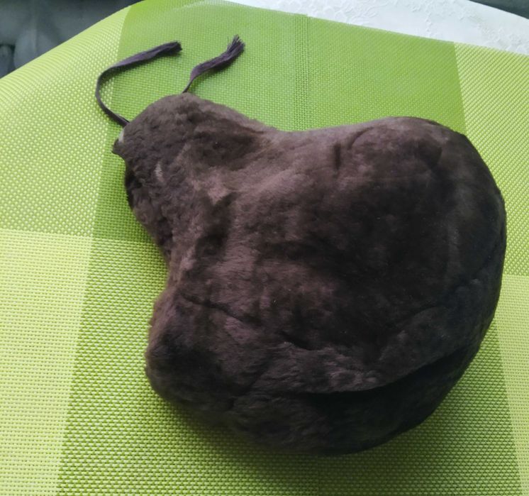 Продам детскую меховую шапку(Цигейка).