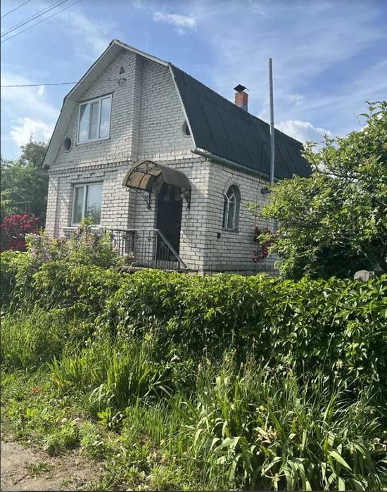 Продається 2-поверховий будинок з ділянкою!