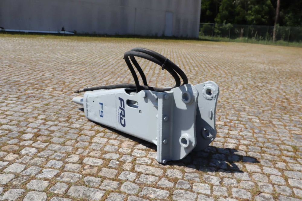 Furukawa F9 535 kg p/ 6–12 t Martelo Hidráulico