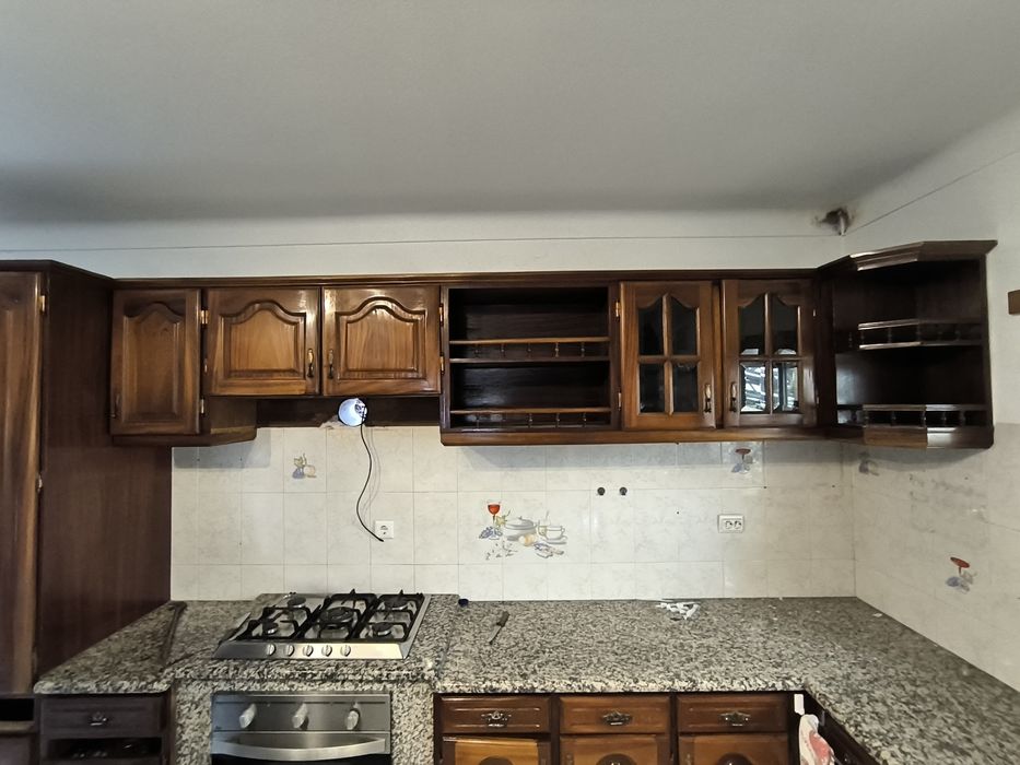 Móveis de Cozinha em Mogno
