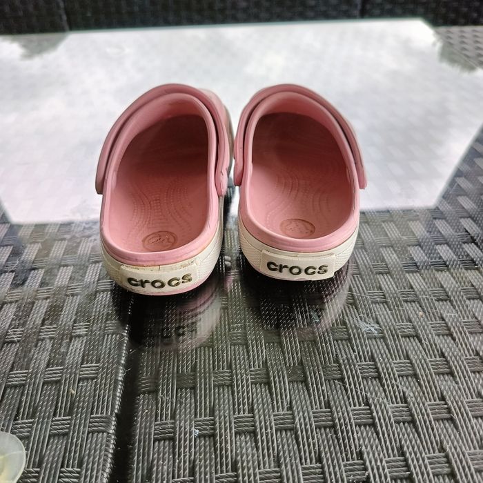 Buty dziecięce Crocs różowe R.24-26