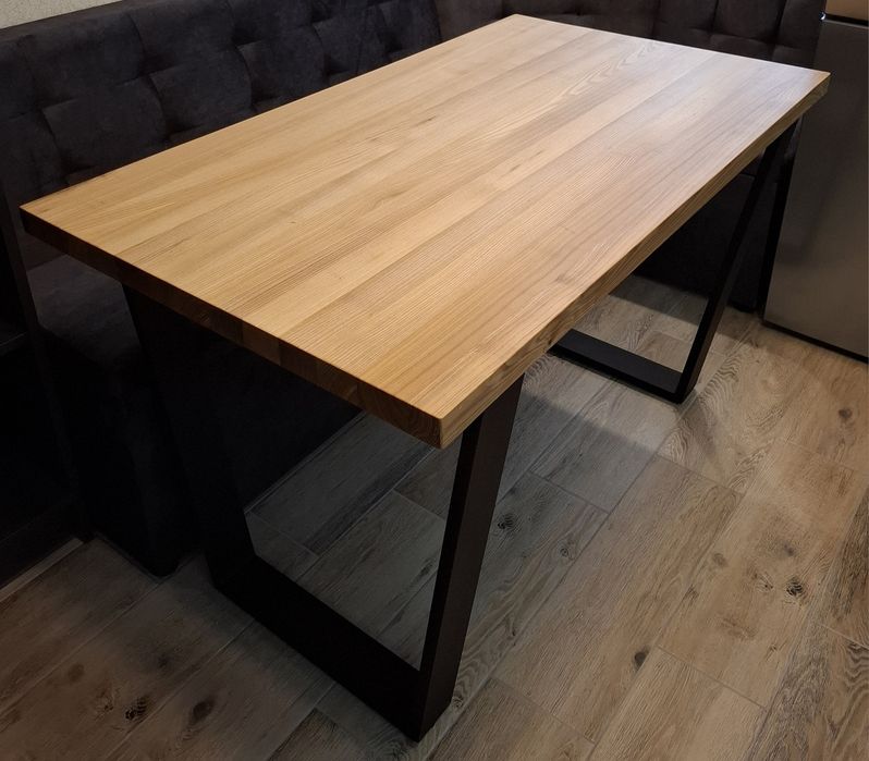 Новий кухонний стіл