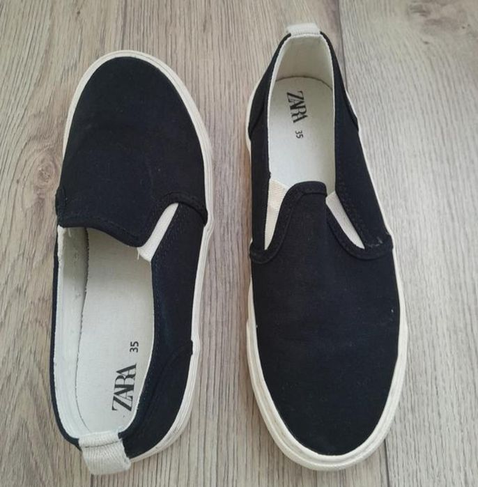Кеди ,мокасіни Zara