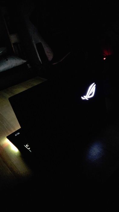 ASUS ROG Strix G17 Ryzen 7 / 16 GB RAM / RTX 3060 130 W