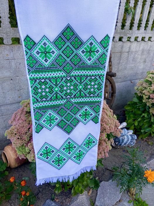 Вишиті рушники