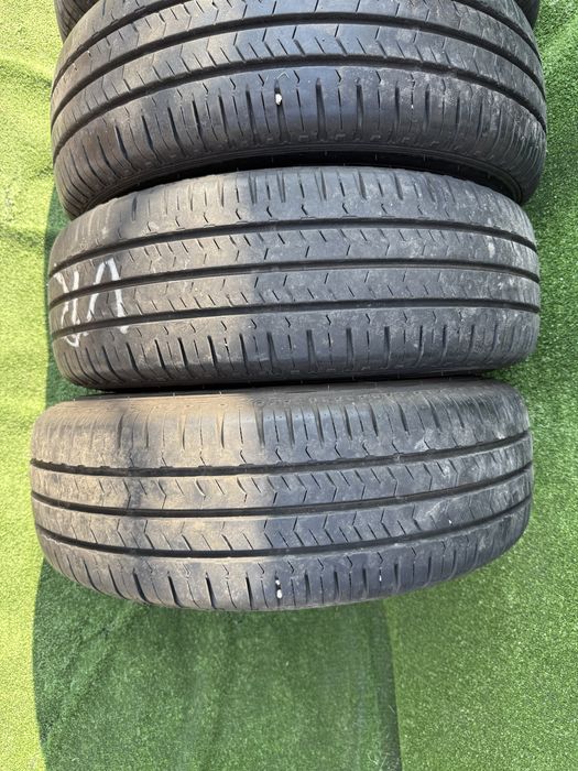 Резина Шини 215/70 R15C Nexen CT8