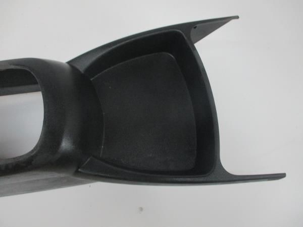 Consola central TOYOTA Yaris (_P9_)