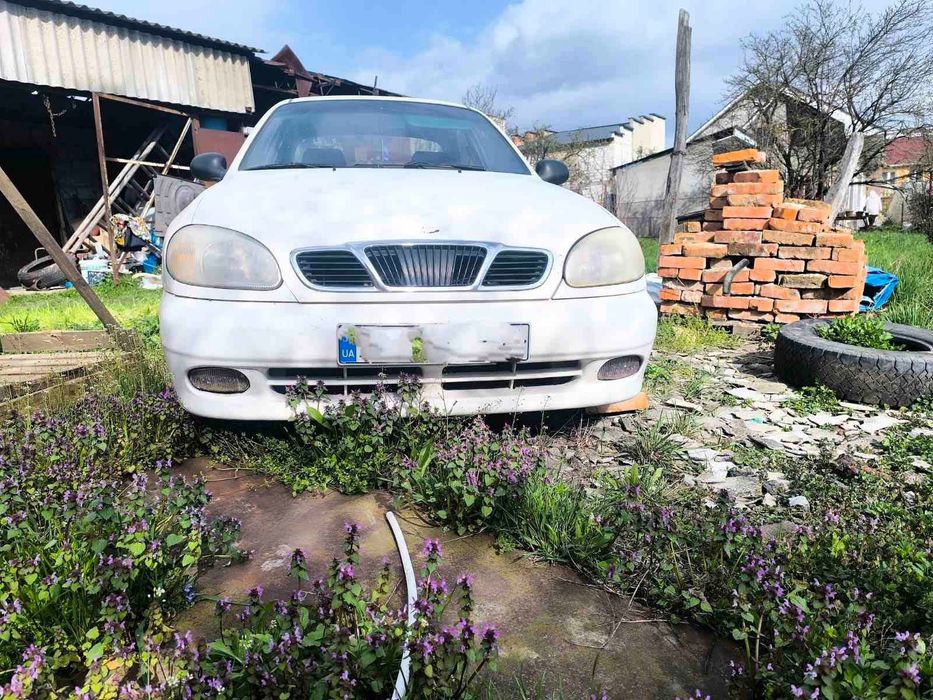 Автомобіль Daewoo Sens 1.3